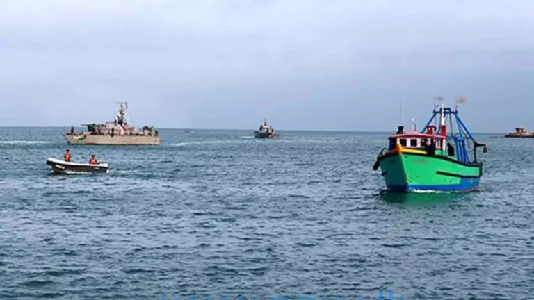 ஓயாத அலையாய்…தொடரும் துயர் தொலைய தேசிய மீனவர் ஆணையம் அமைப்பது எப்போது?சமூக பொதுநல இயக்கம் கேள்வி-