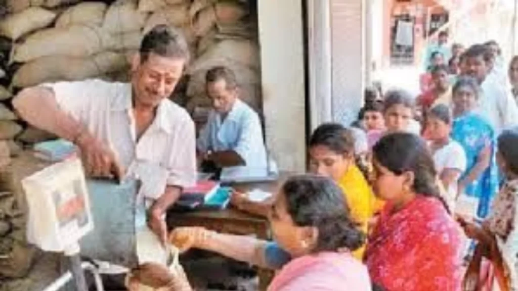 தமிழ்நாட்டில் ரேஷன் கடைகளில் பாக்கெட் அரிசி விநியோகம் திட்டம்