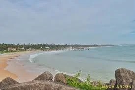 குளச்சல் மீன்பிடித் துறைமுகத்தில் படகு கட்டும் மற்றும் பழுதுபார்க்கும் ஆலை இல்லாததால் மீனவர்கள் நூற்றுக்கணக்கான கிலோமீட்டர்கள் தூரம் பயணித்து படகுகளை பராமரிக்க வேண்டிய நிலை தொடர்கிறது. தேர்தல் வாக்குறுதியாக அறிவிக்கப்பட்ட திட்டம் இன்னும் செயல்படுத்தப்படாத நிலையில், மீனவர்களின் வாழ்வாதாரத்தை பாதுகாக்க அரசு உடனடி நடவடிக்கை எடுக்க வேண்டும் என சமூக பொதுநல இயக்கம் வலியுறுத்தியுள்ளது.