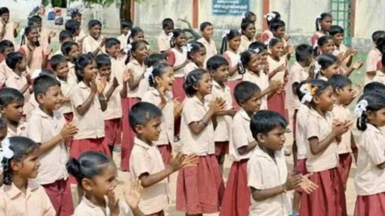 அரசுப் பள்ளிகளில் கண்டுகொள்ளப்படாத கழிப்பிடங்களால் மாணவ, மாணவியர் பரிதவிப்பு – சமூக பொதுநல இயக்கம் குற்றச்சாட்டு-