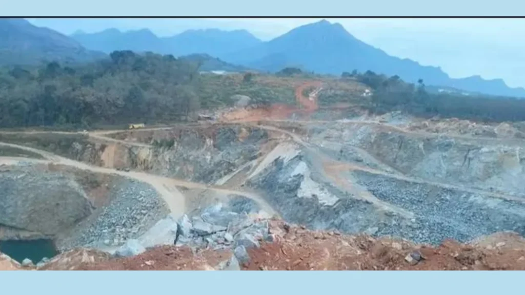கன்னியாகுமரி வேளிமலையில் நடைபெறும் கல்குவாரி நடவடிக்கைகளால் பாதிக்கப்படும் மலைப்பகுதி