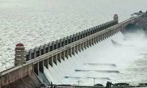 காவிரி மேலாண்மை வாரியம் அமைப்பது எப்போது? தமிழக விவசாயிகள் கேள்வி
தமிழ்நாட்டின் காவிரி நீர் உரிமையை காக்க வலுவான மேலாண்மை வாரியம் தேவை
தமிழ்நாட்டிற்கு காவிரி நீர்வரத்தை உறுதி செய்ய காவிரி மேலாண்மை வாரியம் தேவை
காவிரி நீர் பிரச்சனைக்கு நிரந்தர தீர்வு எப்போது?
காவிரி நீர் திறப்பை உறுதி செய்ய அதிகாரம் கொண்ட வாரியம் தேவை